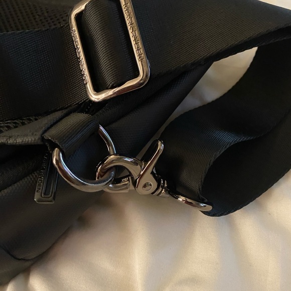 Men’s black bag for iPad or laptop. - Picture 5 of 16